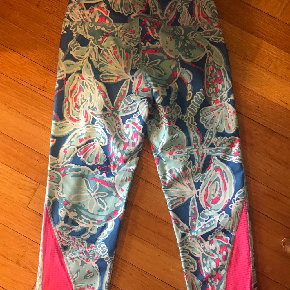 Lilly Pulitzer Luxletic Crop Leggings size Medium